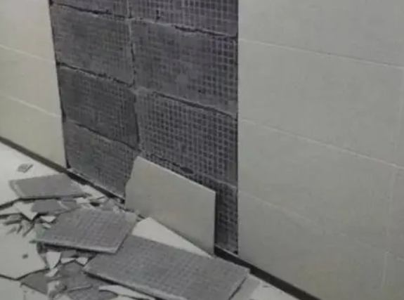 闻喜瓷砖空鼓维修公司分享下闻喜墙砖松动维修的知识